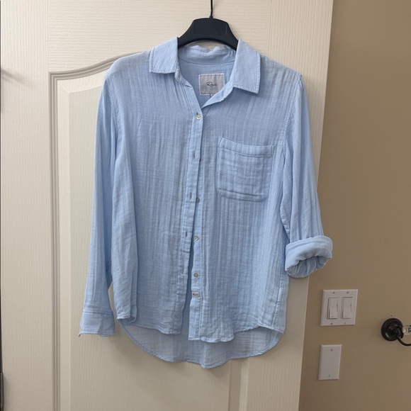 Rails Light Blue Casual Button-Down Shirt NWOT - Picture 5 of 12